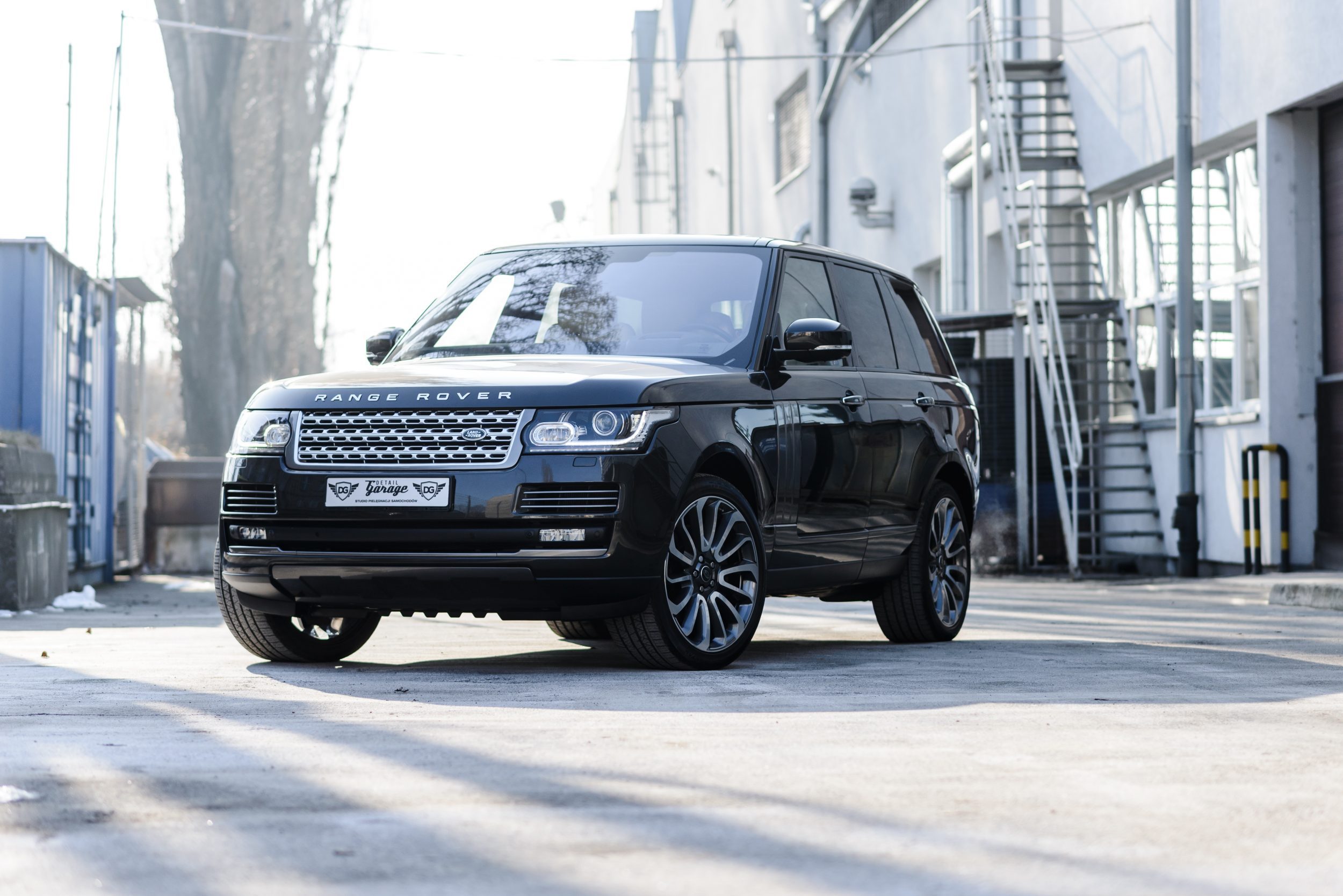 range-rover-2015660